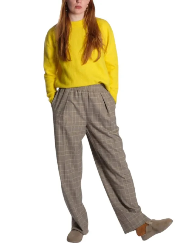 Value Deals Julia Trousers In Peppercorn Check