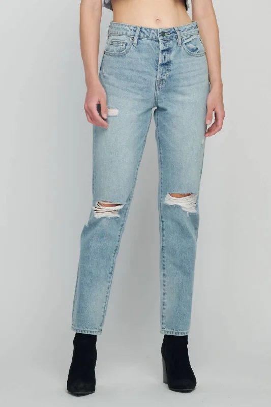 Closeout Karson High Rise Straight Crop Jean In Light Wash