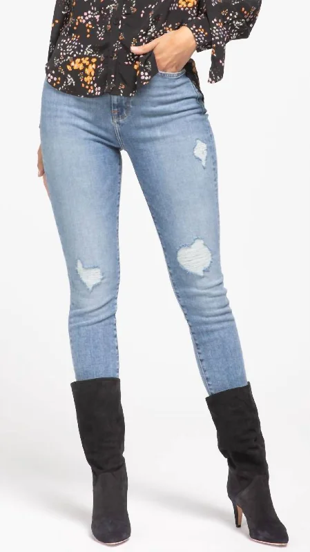 Can't Miss High Waist Ankle Skinny Jean In Light Wash