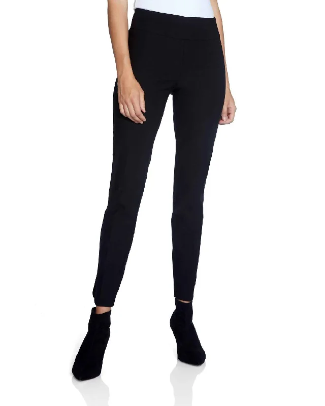 Deal Dash Solid Slim Ankle Pant In Black
