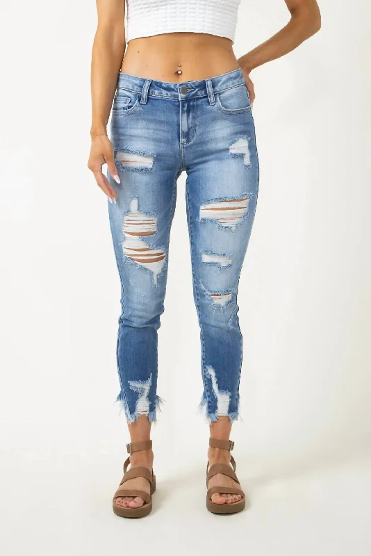Weekend Discounts to Love Cropped Skinny Jeans In Washed Blue