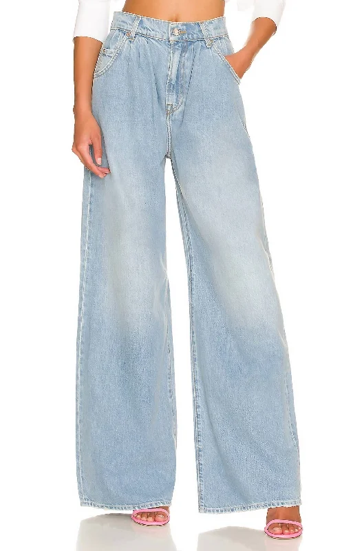 Weekend Discounts You Deserve Chloe High Rise Pleated Wide Leg Jeans In Sawtelle