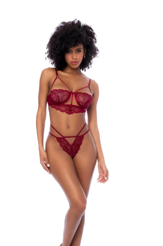 Weekend Savings Fiesta Red Wavy Lace Underwire Bra & Thong Panty Lingerie